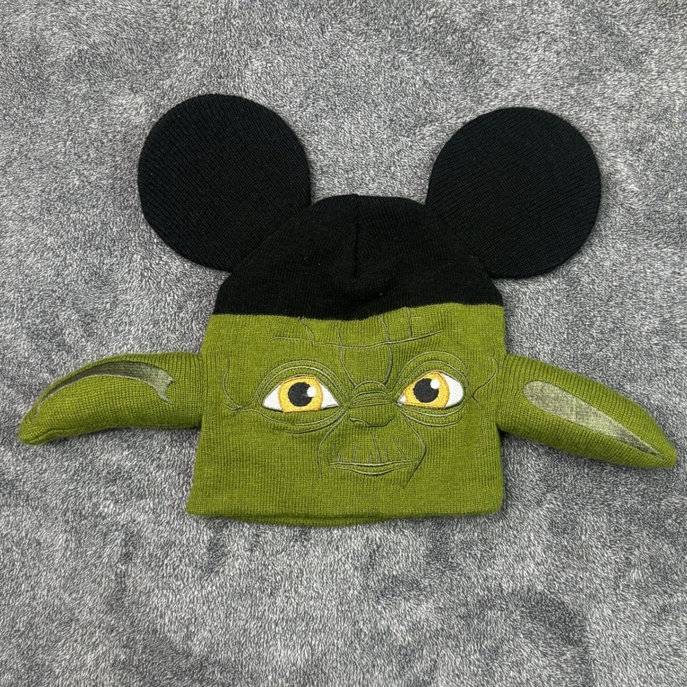 Disney Parks Star Wars Yoda Mickey Mouse Ears Knit Beanie Hat Green Black OSFM